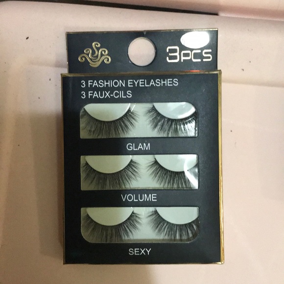 Lashes bundle sale - Picture 3 of 5
